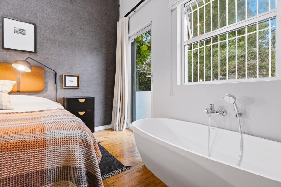 2 Bedroom Property for Sale in Tamboerskloof Western Cape